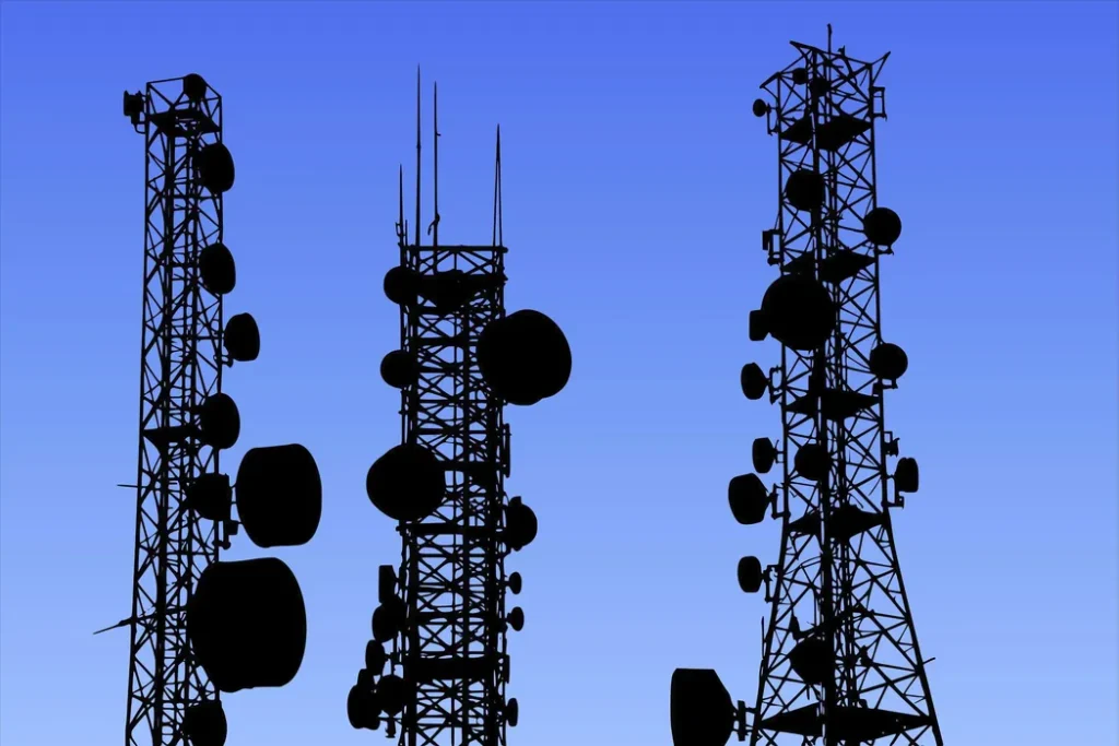 The Real Issues Underlying the Ever-Deepening Crisis of BSNL and Other Public Sector Units